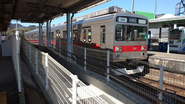 伊賀鉄道200系電車