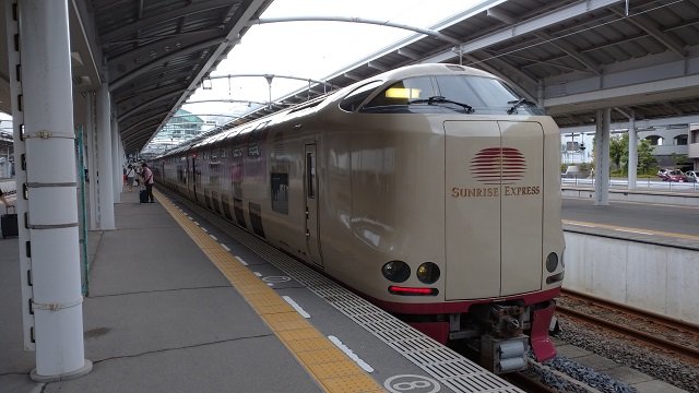 JR西日本・JR東海285系電車